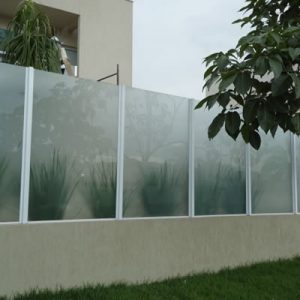 09-insulfilm-residencia-muro-condominio-fechado